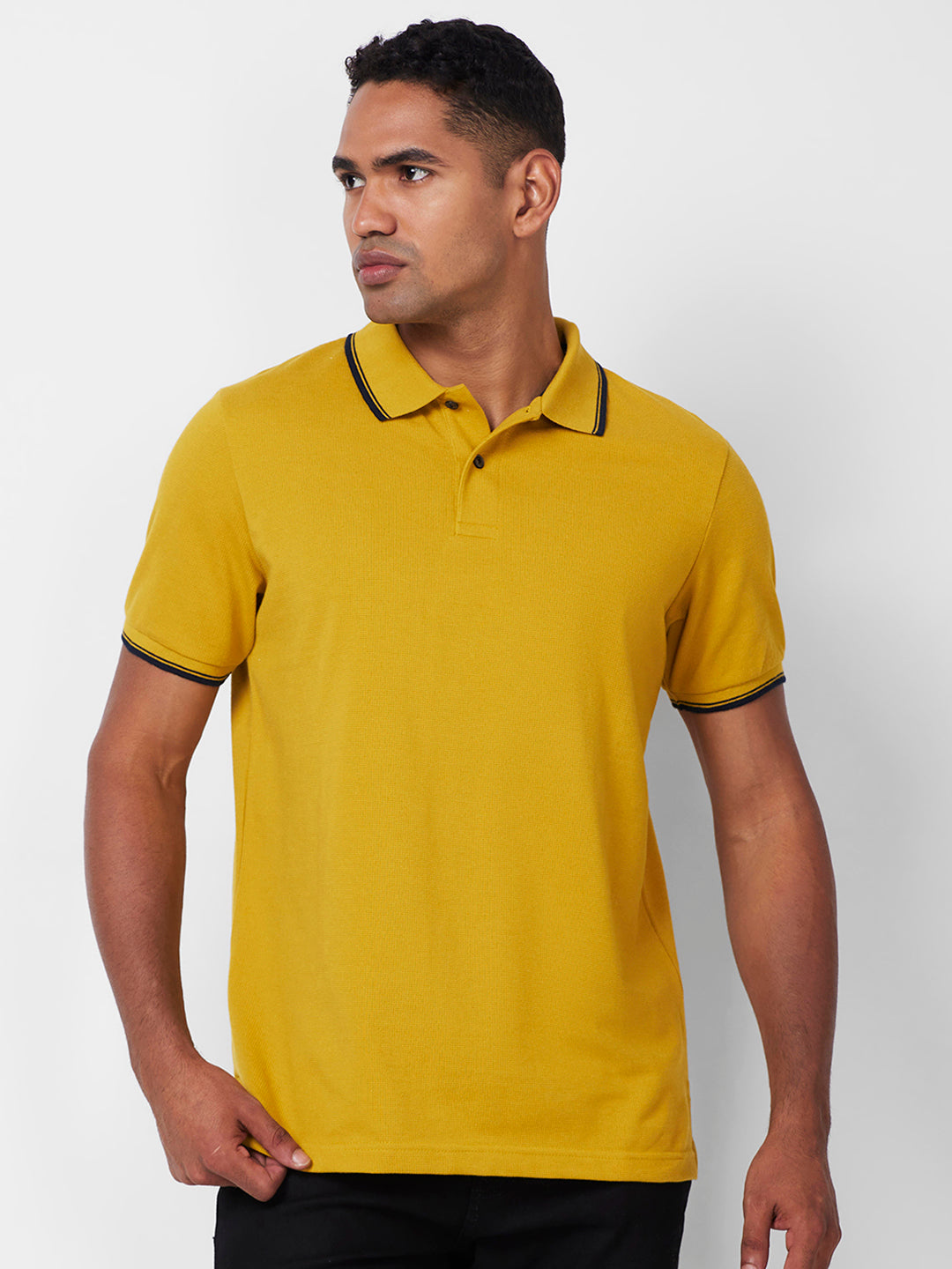 Men's Solid Polo T-Shirt with Contrast Tipping