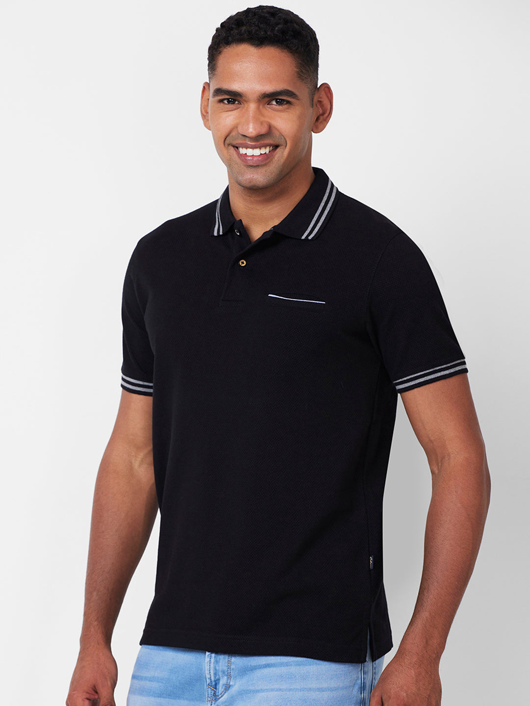 Men's Solid Polo T-Shirt with Contrast Tipping