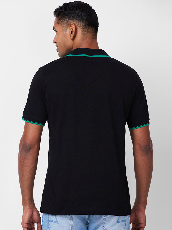 Men's Solid Polo T-Shirt with Contrast Tipping